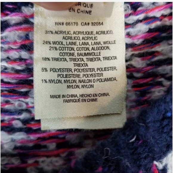 ANTHROPOLOGIE Fair Isle Sleeping On Snow Poncho Cape Style Sweater M Like New - Picture 16 of 16